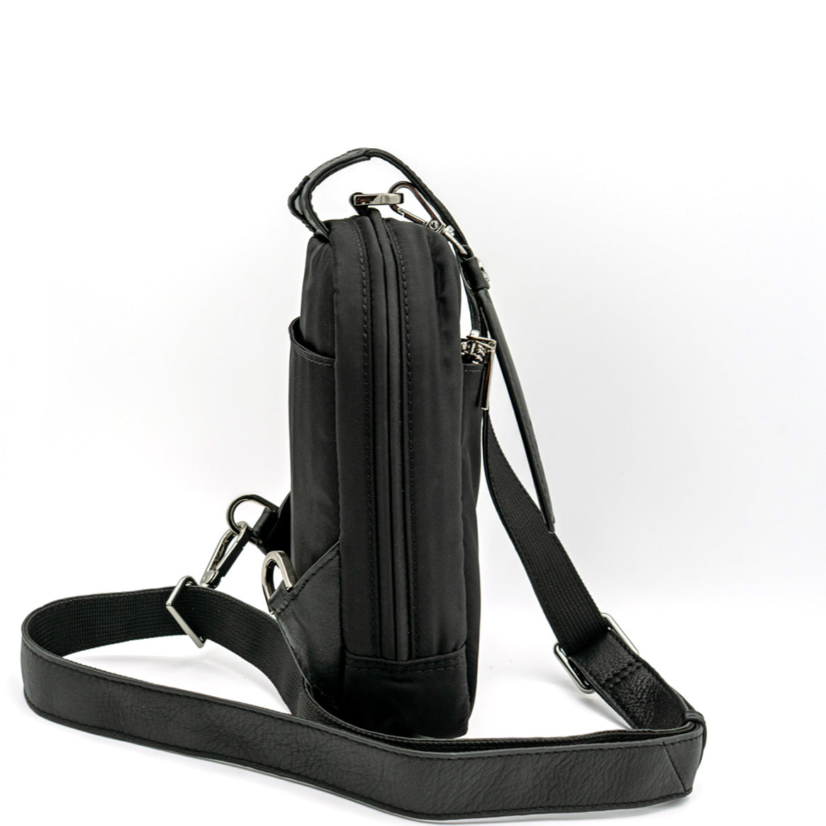 Millie Athletic Compact-M